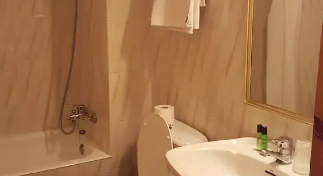 Двухместный номер Economy с балконом и с видом на горы Hotel Meson de L’Ainsa