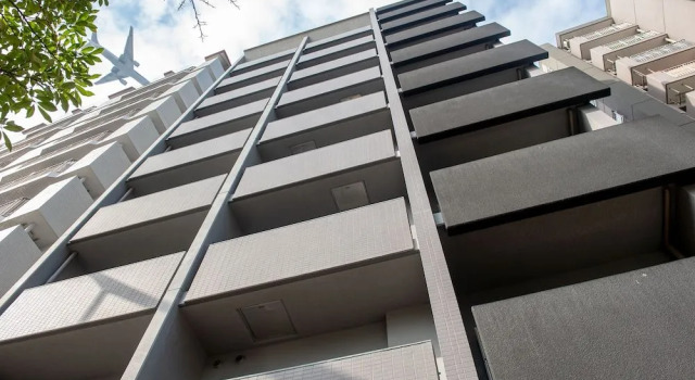 @RLiS_house Shin Osaka EAST, Забронировать Отель Higashiyodogawa Ward Осака, рядом с Хигаси-Микуни