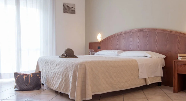 Номер Standard с балконом Hotel Prestigio