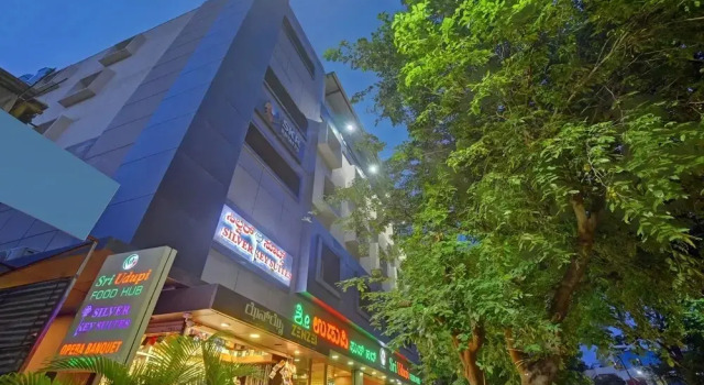 Arjun Boutique by OYO Rooms