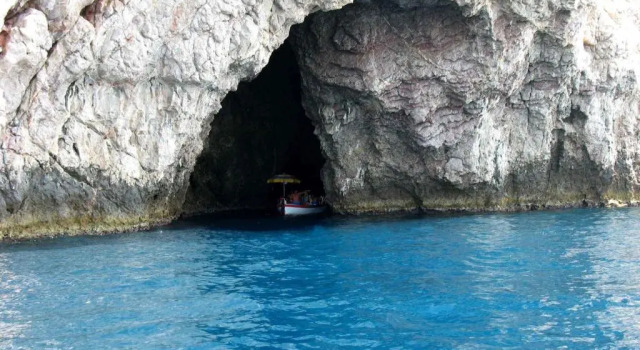 I Colori Del Sole, Book Bed and Breakfast Hotels in Sicily with Parking, Parking