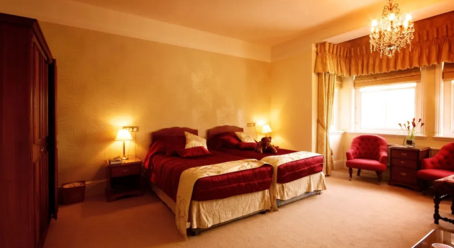 The Old Vicarage Hotel & Restaurant, Varaa Hotelli All inclusive -hotellit kohteessa Merseyside, All Inclusive