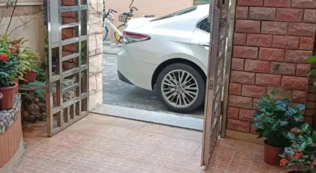 YOGA Courtyard Homestay