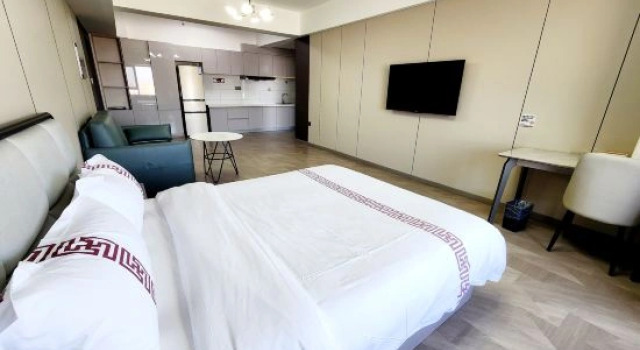 Люкс Namo Haitang High-altitude City-view Hotel (Shenyang Xita Food Street)