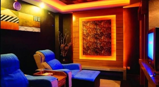 Berlin Holiday Hotel, Rezervasyon Otel Guangdong otoparklı oteller, Otopark