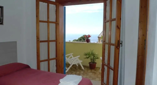 Standard Family room with balcony Hotel Alexander