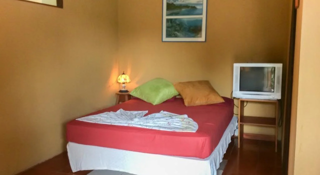 Valley View Lodge - Finca Huetares, Buchen Sie Ferienhaus Hotels in Atenas mit Pool, Schwimmbad