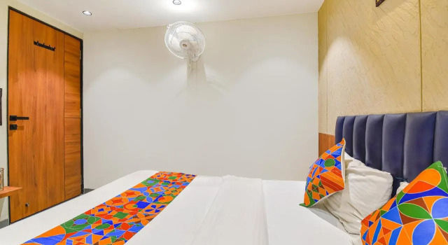 Fabhotel Udhna Inn, Rezerwuj Hotel Hotele w Gujarat ze śniadaniem, Śniadanie