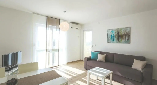 Apartments Sesar, Prenota Appartamento Hotel a Isole Quarnerine con parcheggio, Parcheggio