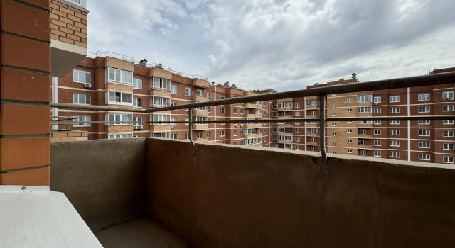 What kind of house is on Krasnokazachya Street 76/2, Boek Hotel Oktyabrsky Administrative District Irkoetsk