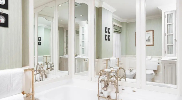 Люкс Luxury The Angel Posting House & Livery