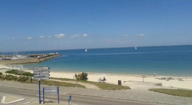 Апартаменты Residence Front De Mer