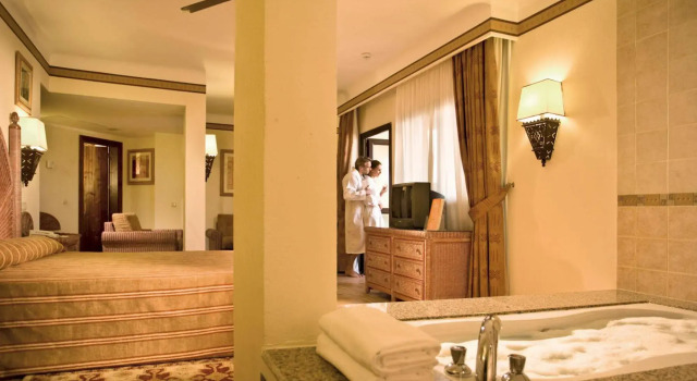 Hotel Riu Karamboa - Adults Only - All Inclusive, Prenota Hotel Hotel a Isole Barlavento con pasti, Mezza/completa pensione
