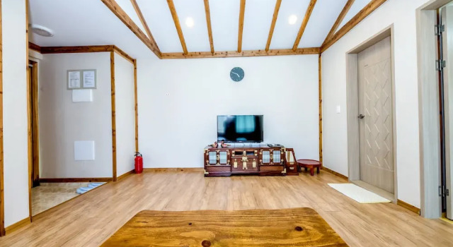 Номер Standard Stone Statue Village Hanok