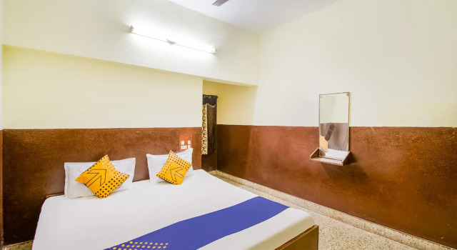 SPOT ON 69409 Hotel Sri New Sai Chandra, Rezervovat Hotel Hotely v Andhra Pradesh s parkováním, Parkování