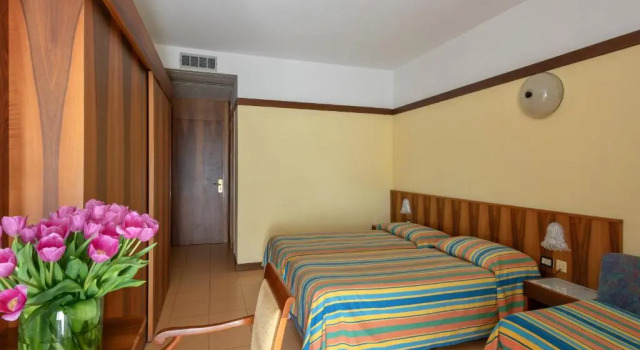 Трёхместный номер Sport Hotel Olimpo