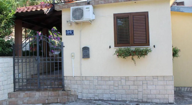 Apartments Ana