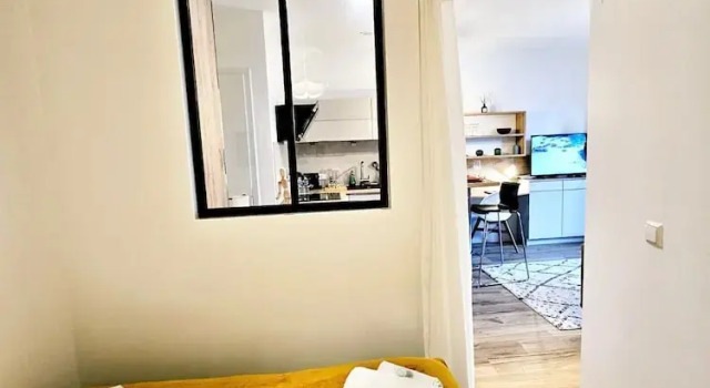 Lovely 1 bedroom flat with terrace, Prenota Appartamento Luxembourg Lussemburgo