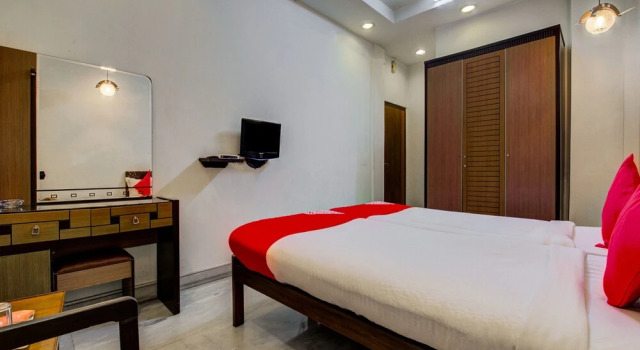 OYO 1084 Hotel Walson Inn, Забронировать Отель Баллигандж Калькутта