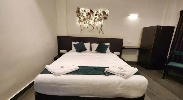 Udupi Comforts, Prenota Hotel Malpe Karnataka