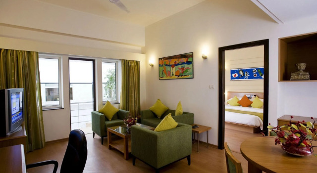 Lemon Tree Hotel, East Delhi Mall, Kaushambi, Забронировать Отель Восточный Дели Нью-Дели
