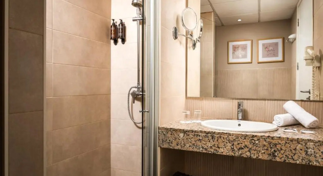 Трёхместный номер Отель Alegria Plaza Paris