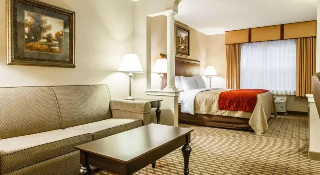 Люкс Comfort Inn & Suites Scarborough-Portland
