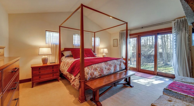 Stunning Truckee Home w/ Private Patio & Gas Grill