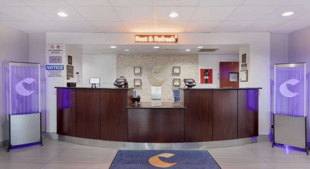 Comfort Inn Orange I-10, Rezerwuj Hotel Hotele 4-gwiazdkowe w Orange, 4*
