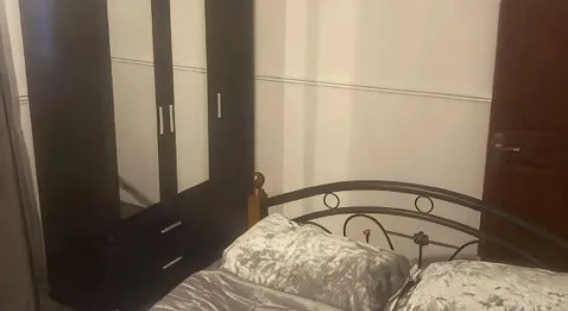 Cozy Private Room with Modern Amenities in Dagenham