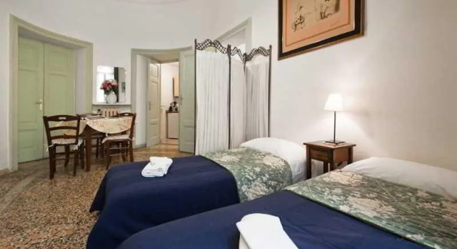 Antica Fontana di Traiano, Prenota Hotel Roma Lazio