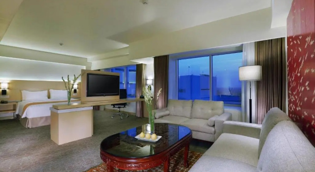Executive suite Golden City Hotel and Convention Center