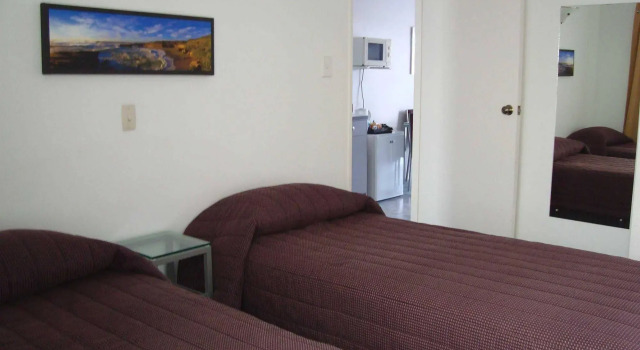Aywon Motel, Забронировать Мотель Отели Озера Роторуа с завтраком, Завтраки