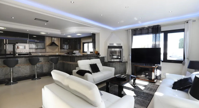 DREAM VILLA IN ALBIR BLUELINE, Забронировать Вилла Альфас-дель-Пи Коста-Бланка