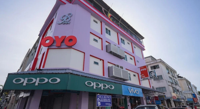 98inn by OYO Rooms, Rezerwuj Hotel Hotele w Sarawak z parkingiem, Parking