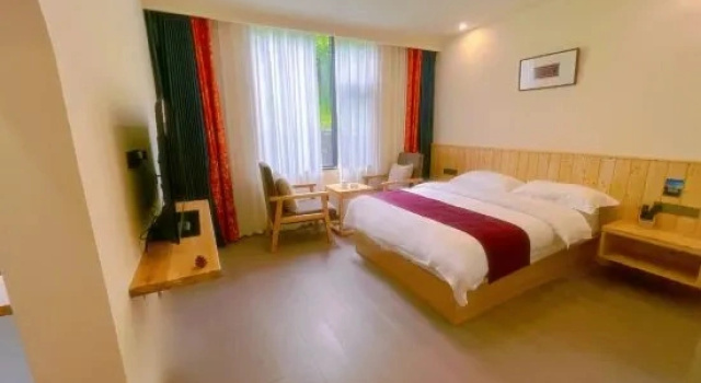 Семейный люкс Siguniang Mountain Bailu Zhuokang Homestay