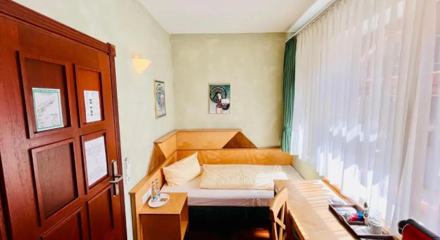 Одноместный номер Economy Hotel Hoepfner Burghof