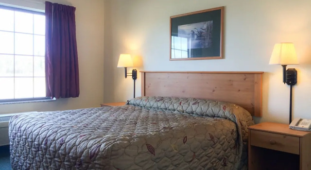 Номер Deluxe White Oak Inn & Suites