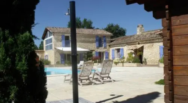 Aux Blanches Pierres, Book Hotel Hoteller i Fumel med pool, Swimmingpool