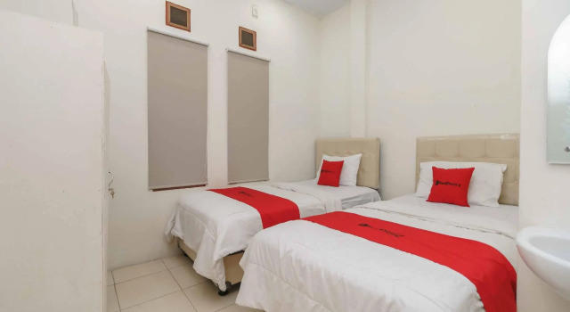 RedDoorz @ Haraito Tarutung, Rezerwuj Hotel Tarutung Sumatra