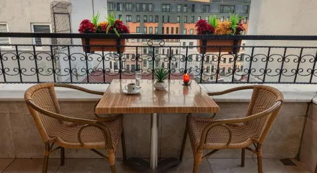 Полулюкс LINNGA HOTEL & SUITE