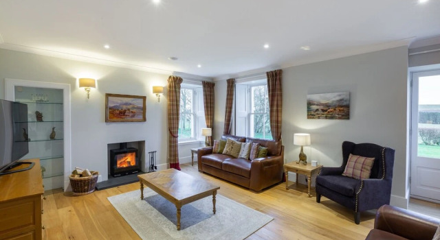 Greenmyre Farmhouse near Kirriemuir in Angus, Reserva ahora Hotel Longforgan Escocia
