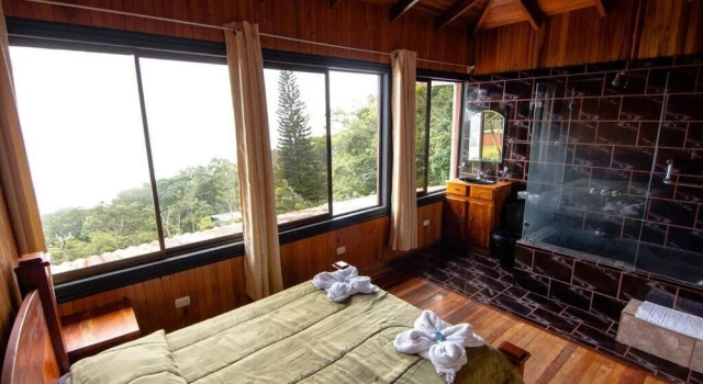 Hotel Flor de Bromelia