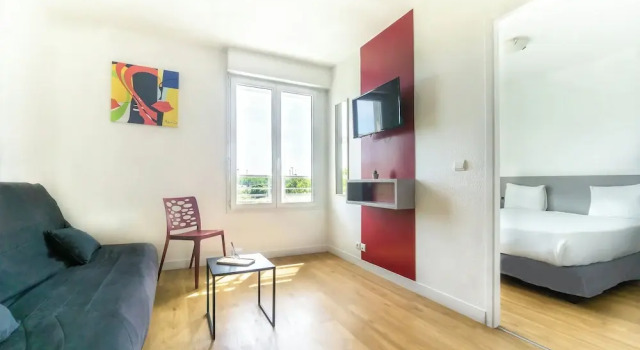 Апартаменты Standard City Résidence Chelles