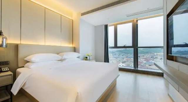 Люкс Executive Golden Tulip Anji Huzhou