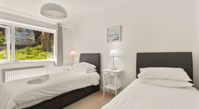 Am Byth - Luxury Cottage Sea Views