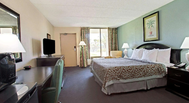 Двухместный номер Days Inn by Wyndham Orlando Airport Florida Mall