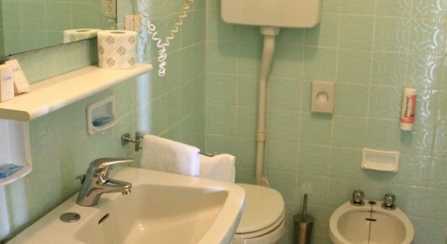Трёхместный номер Standard с балконом Alba Hotel