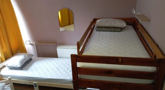 (camerata maschile) letto in camerata E Hostel