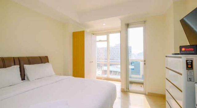 Comfy and Best Deal Studio at Menteng Park Apartment By Travelio, Забронировать Апартаменты/квартира Ментенг Джакарта, рядом с Парк Таман Суропати
